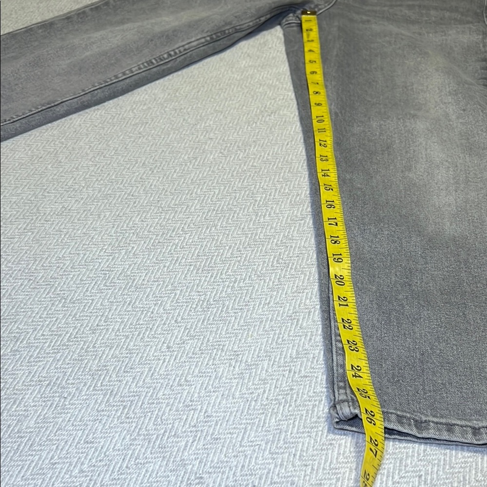 Papaya Denim Grey high rise Jeans.  Size 10. - Picture 8 of 11